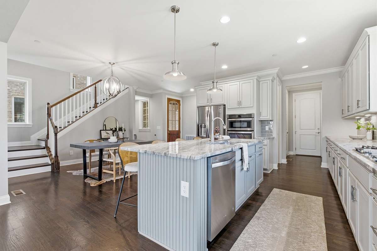 Stainless steel appliances, granite countertops