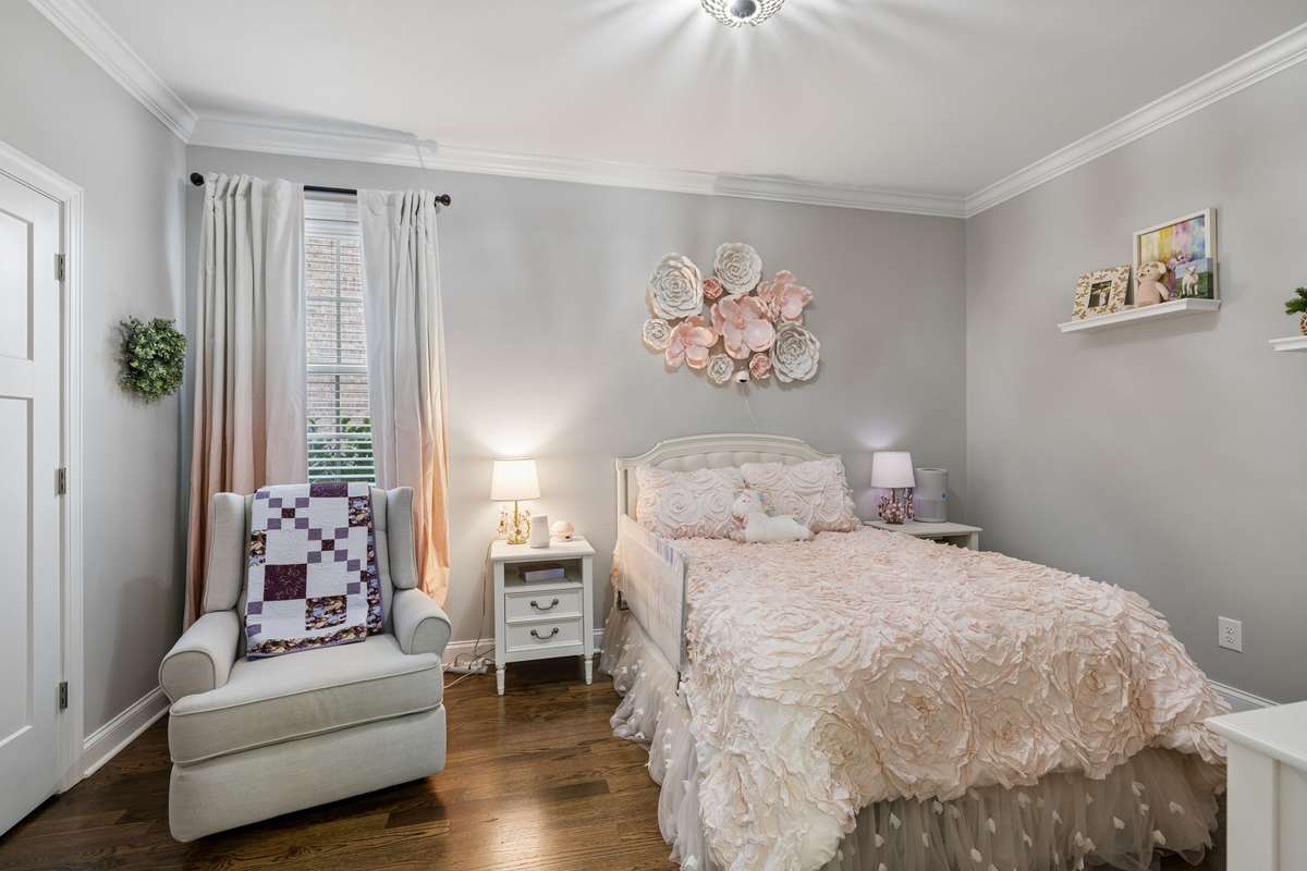 2ND DOWNSTAIRS BEDROOM-