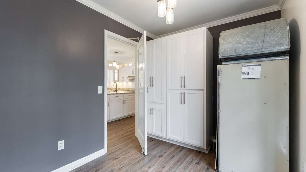 Laundry room with built in Pantry