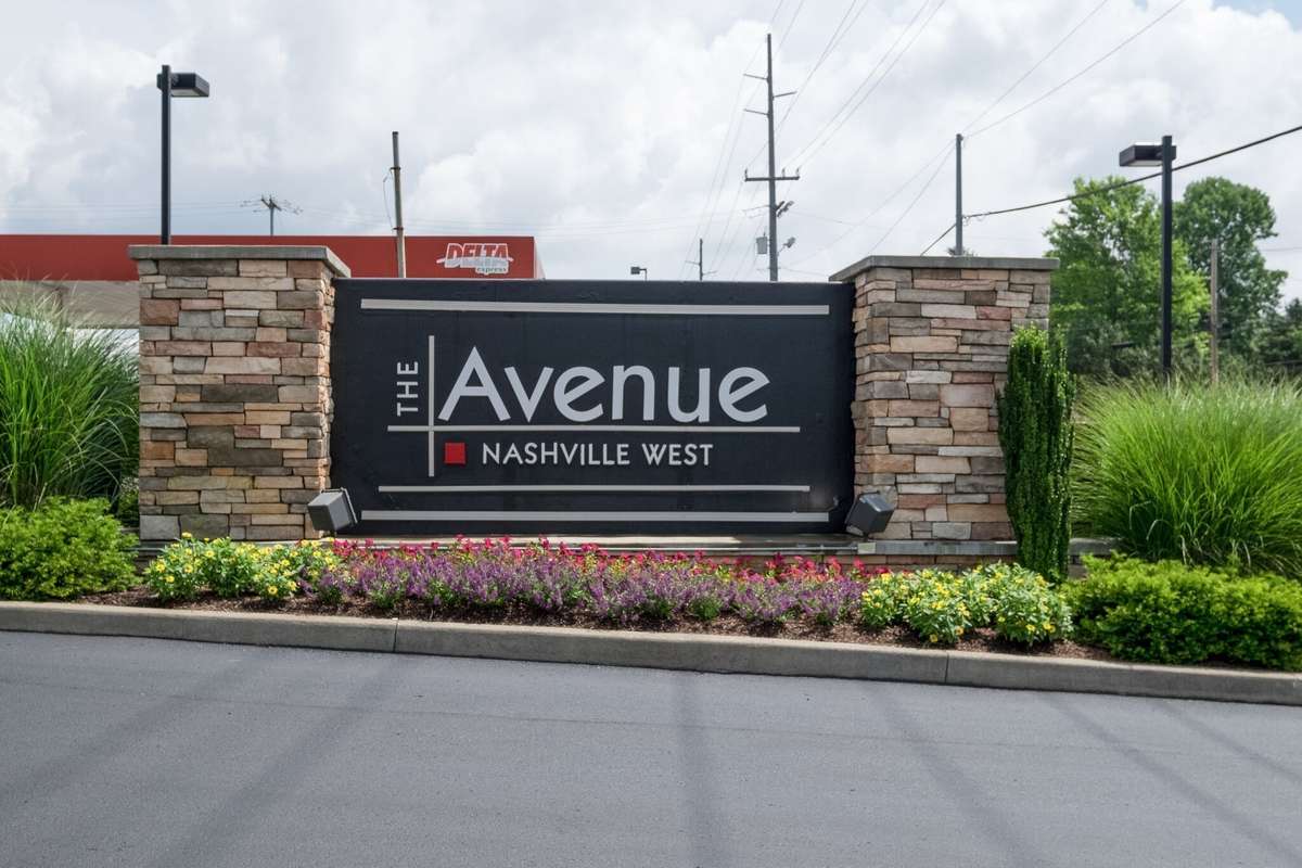 Community Entrance Sign (The Avenue – Nashville West)