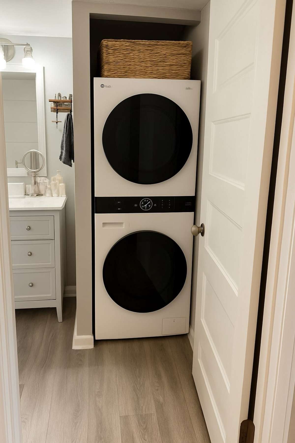Laundry Closet (Stacked Washer & Dryer)