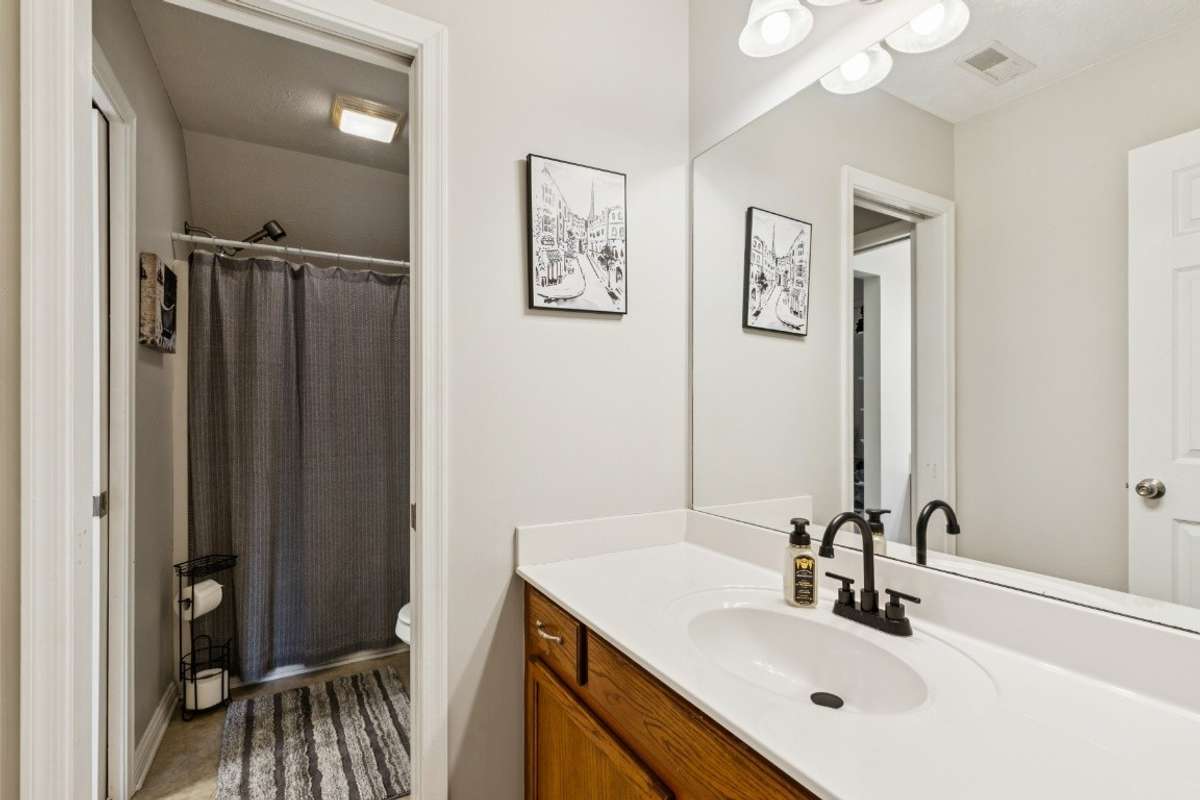 Separate sink area 2