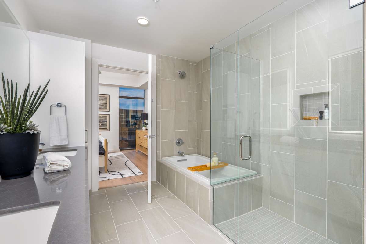 Same floorplan, floor 23
