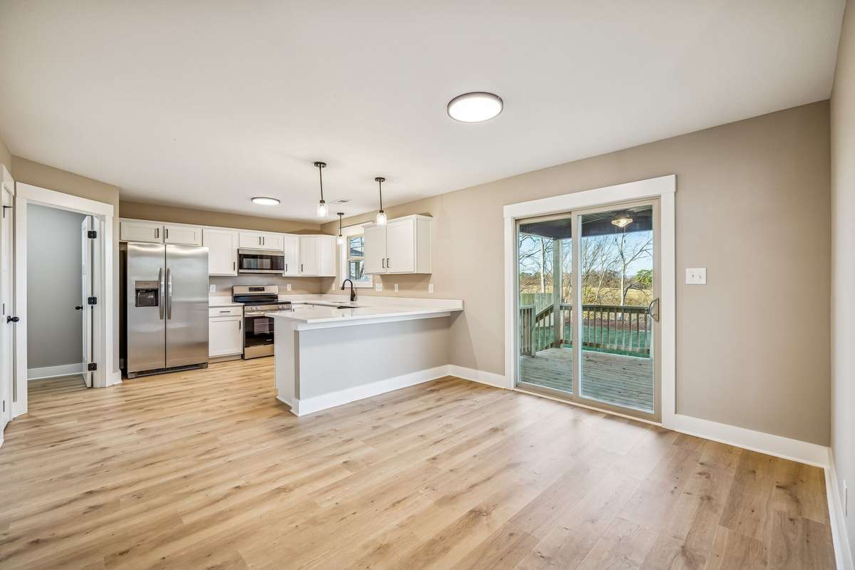 Sample pictures from a previous build showing the Olivia Floor Plan. Materials and colors are subject to change without notice.