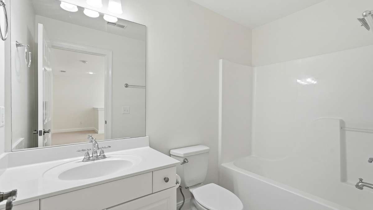 Full bathroom in detached guest suite