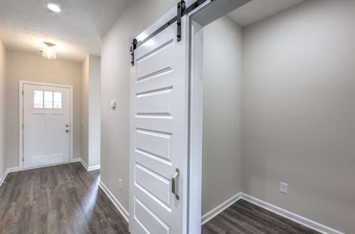 Foyer/ Storage Room