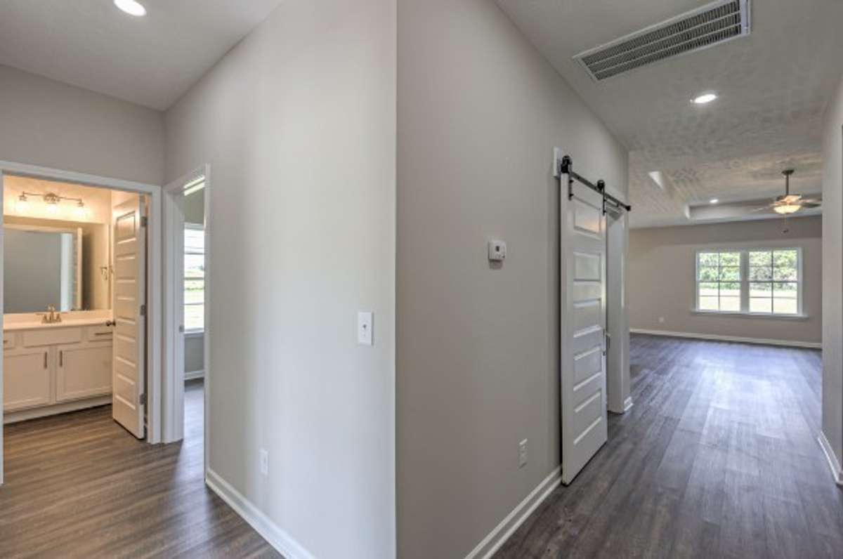 Foyer/ Guest Bath/ Guest Bedroom