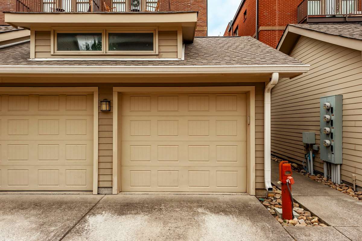 Incredibly rare, your very own garage! This is truly a one-of-a-kind feature for a condo in Nashville!!! The Professional’s Perk: No more scraping ice off your windshield in January before a 9:00 AM meeting.