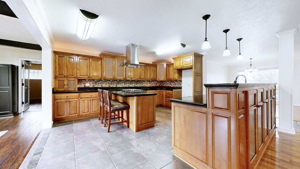 Spacious Kitchen
