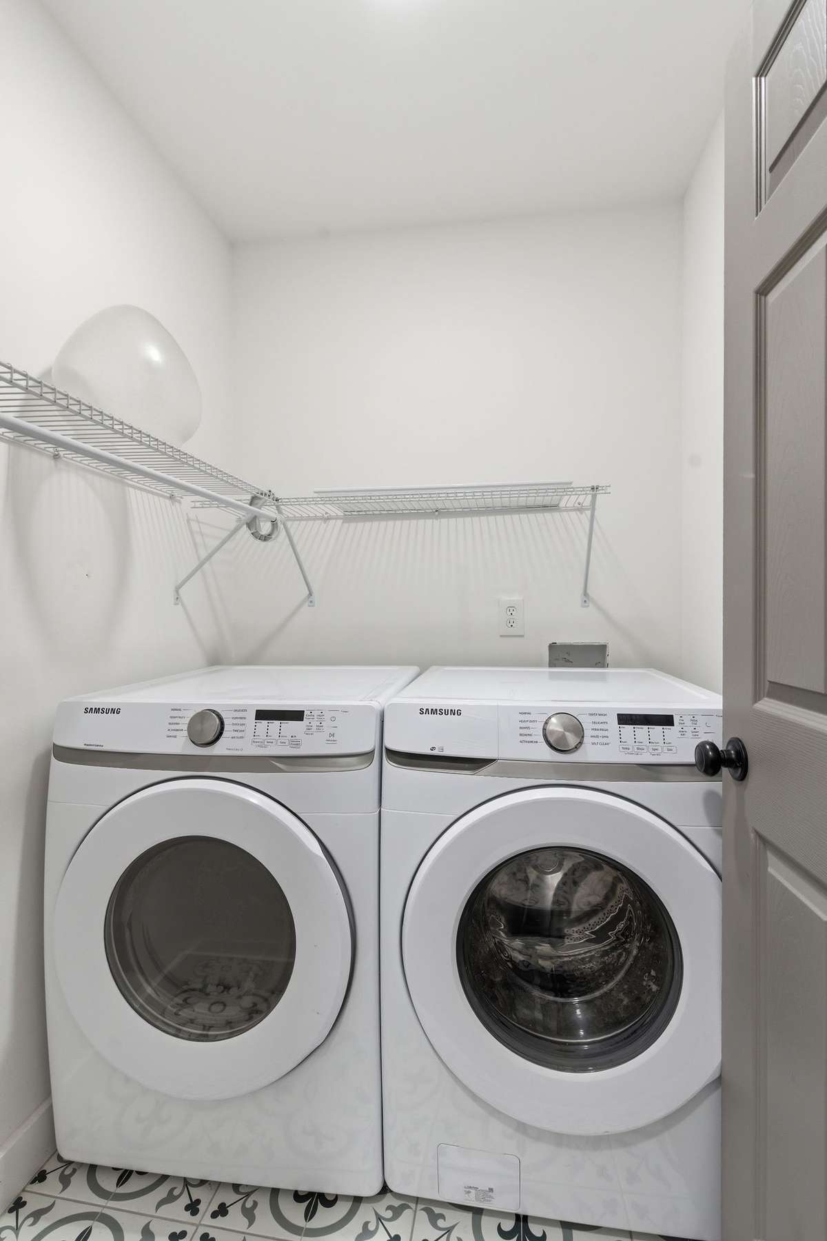Washer and dryer to remain