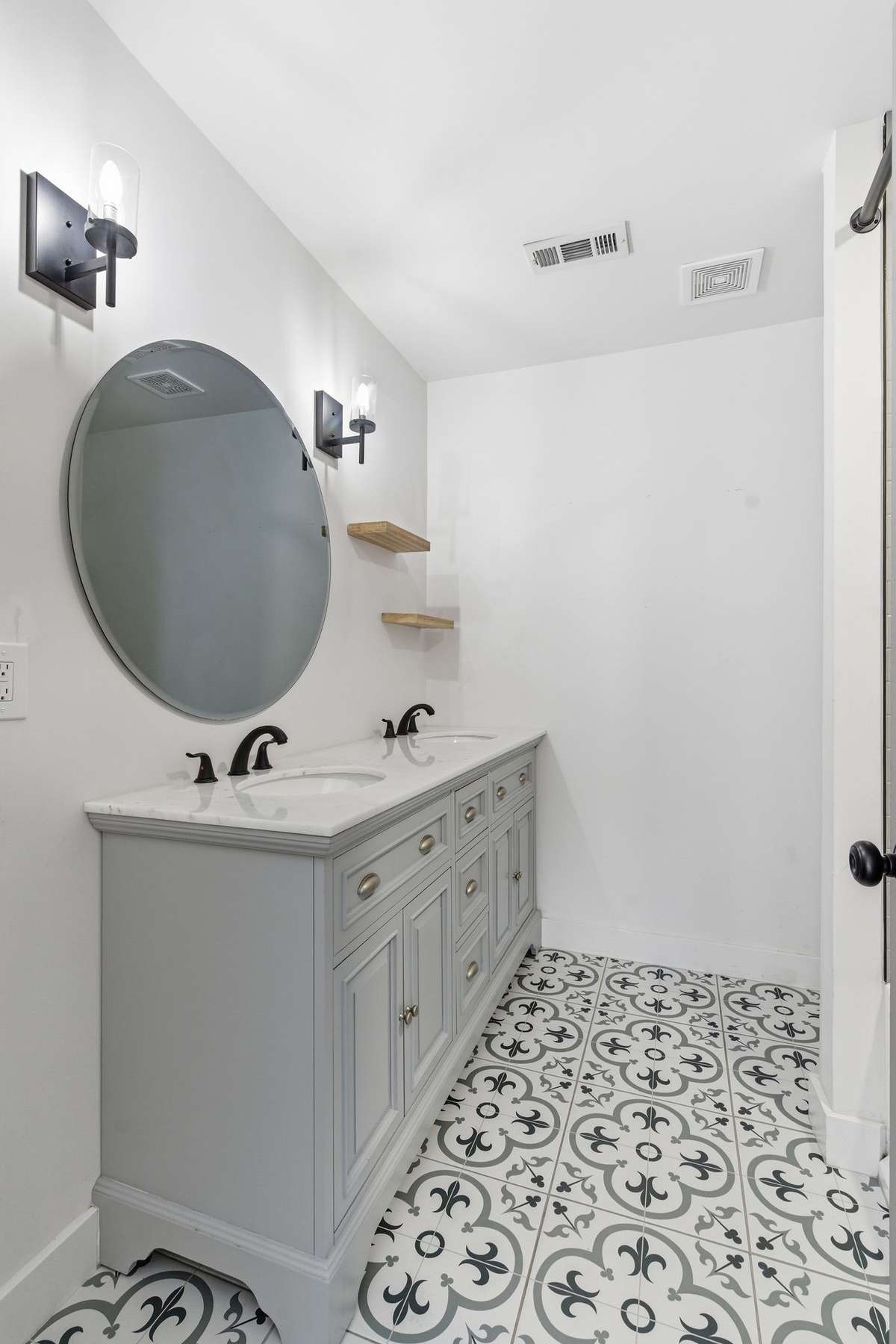 Guest bathroom