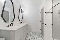 Primary bath