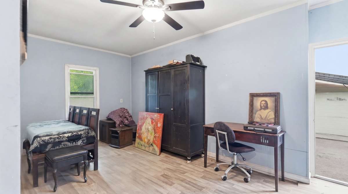 Detached Garage Studio