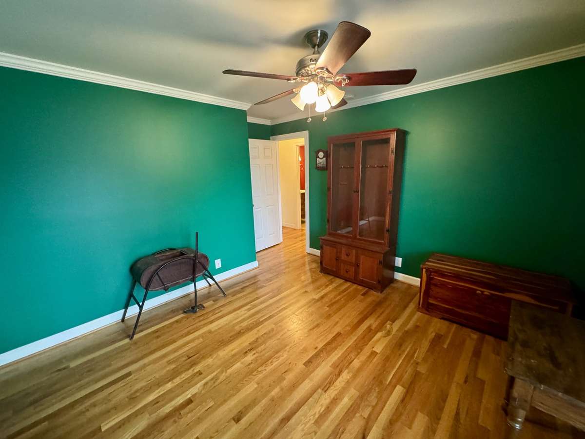 Reerse Angle of 2nd Bedroom