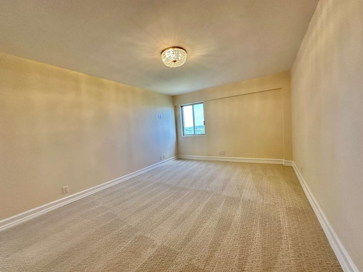 Enormous primary bedroom.