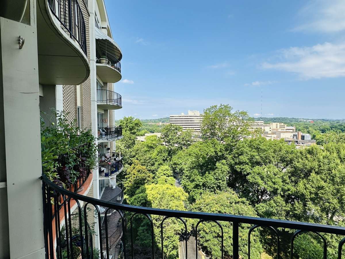The view is grand!