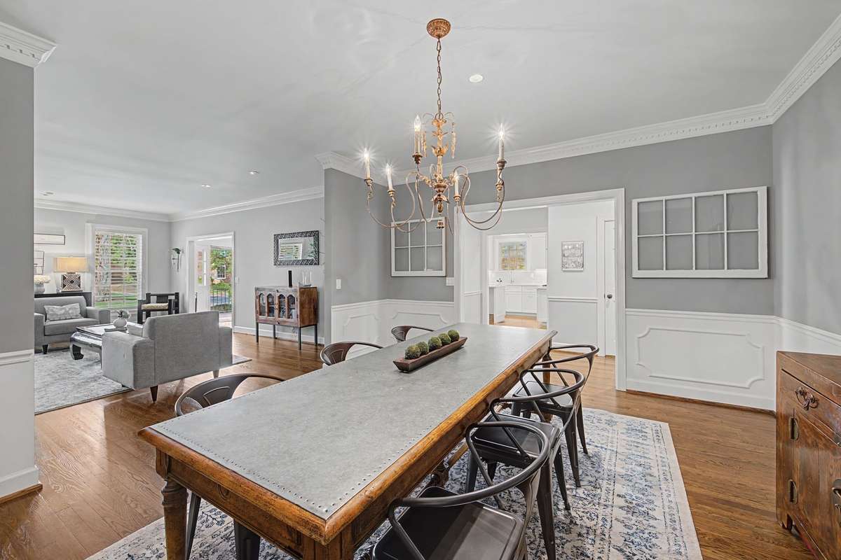 Spacious areas for entertaining.