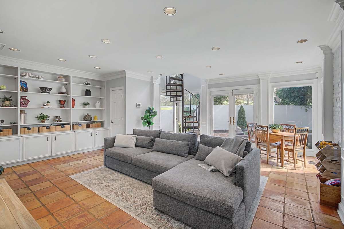 Recreation/Bonus room with heated Mexican tile floors. So many possibilities...