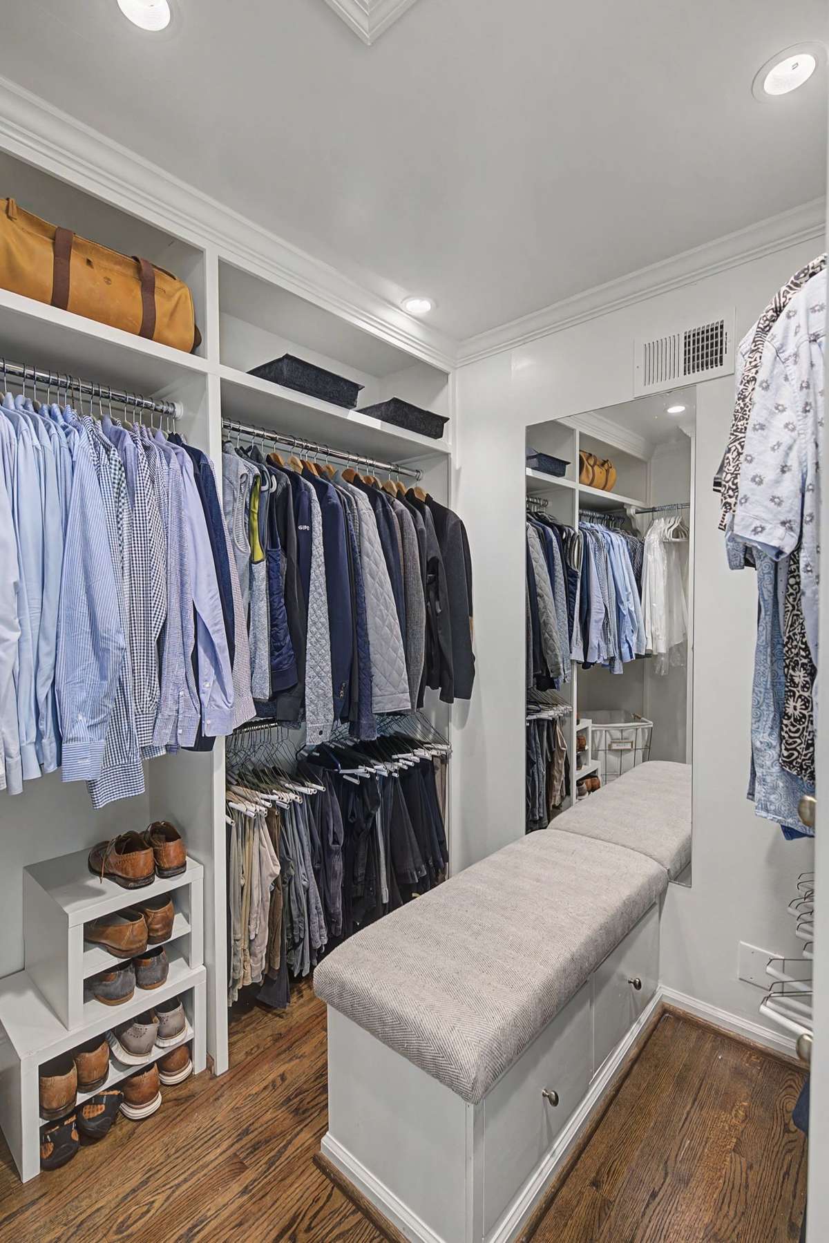 Walk in closet.