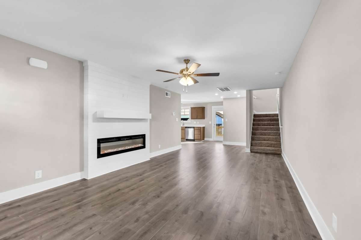 Example photo of a recently completed Baker floor plan. Colors, selections, and finishes may vary based on availability.