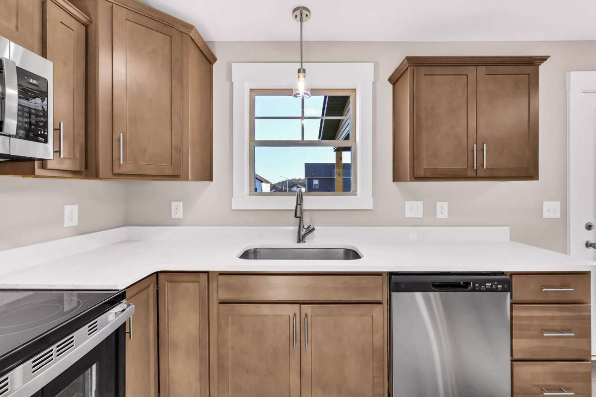 Example photo of a recently completed Baker floor plan. Colors, selections, and finishes may vary based on availability.