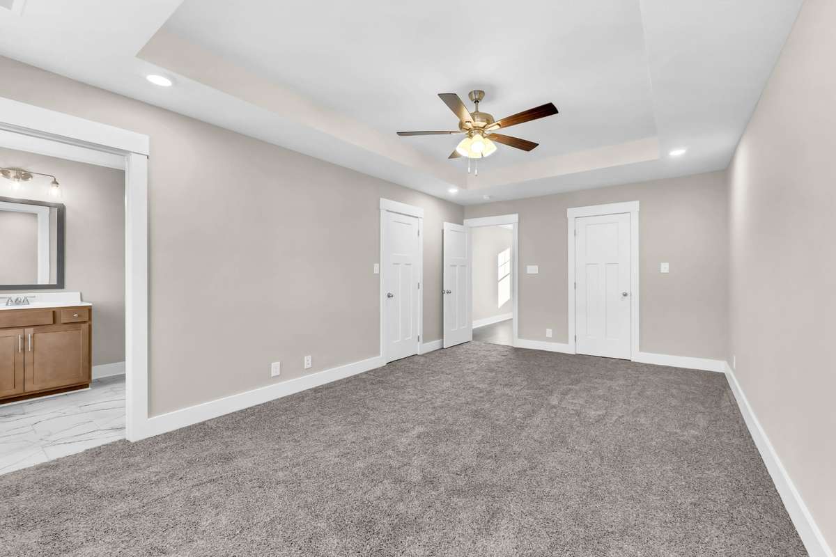 Example photo of a recently completed Baker floor plan. Colors, selections, and finishes may vary based on availability.