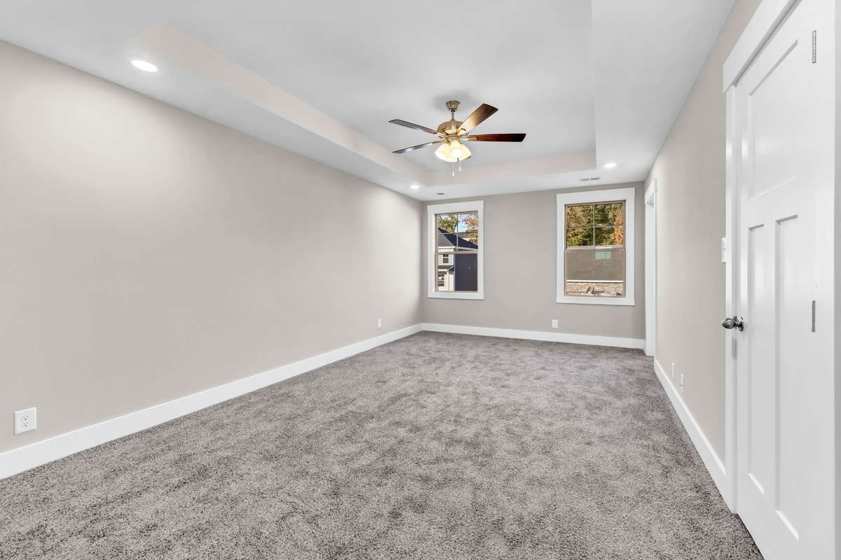 Example photo of a recently completed Baker floor plan. Colors, selections, and finishes may vary based on availability.