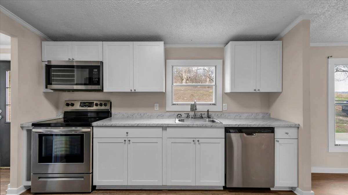 Kitchen 2