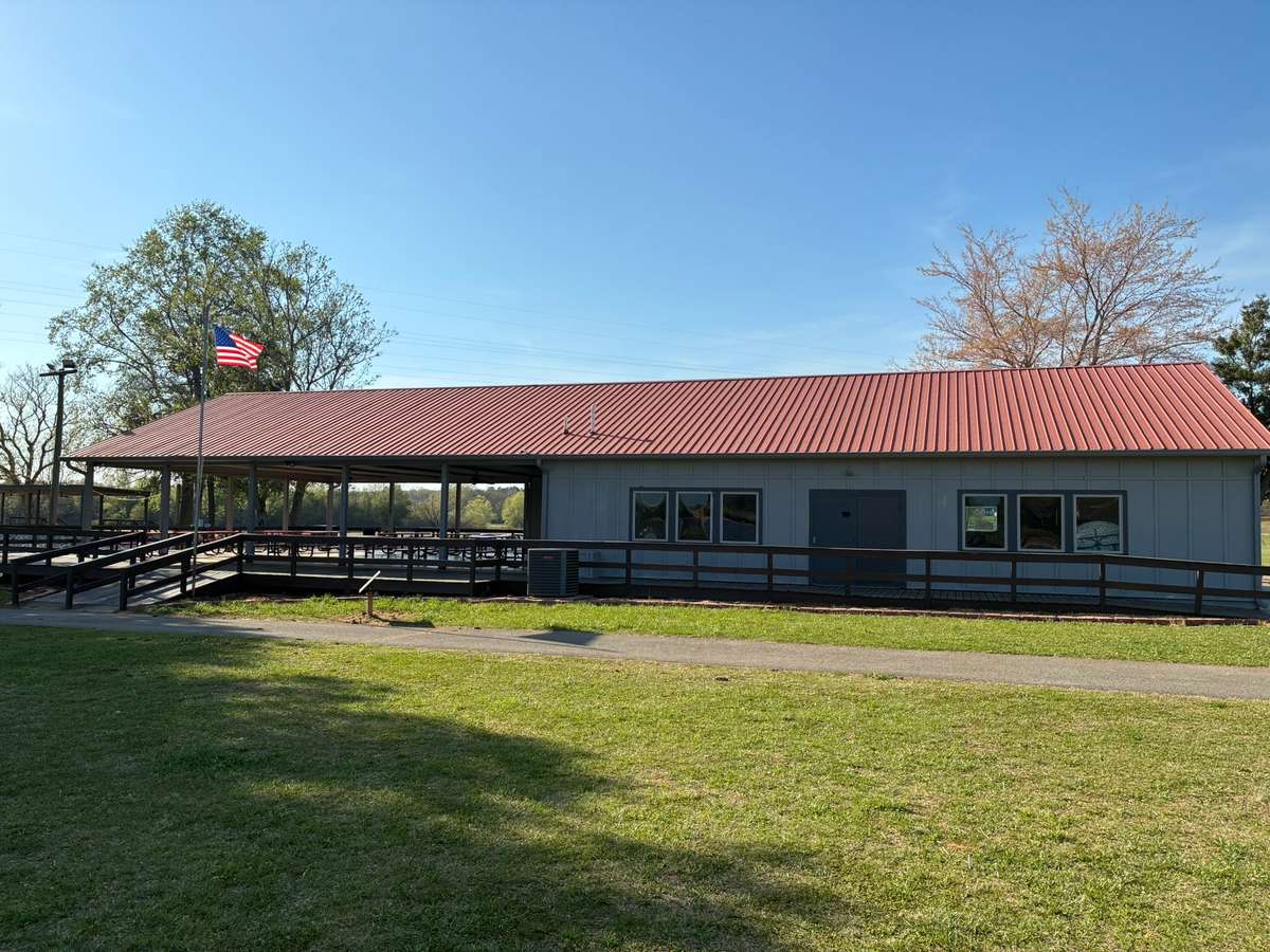 Conveniently located pavilion for large group entertaining, available for rent at the City Park.
