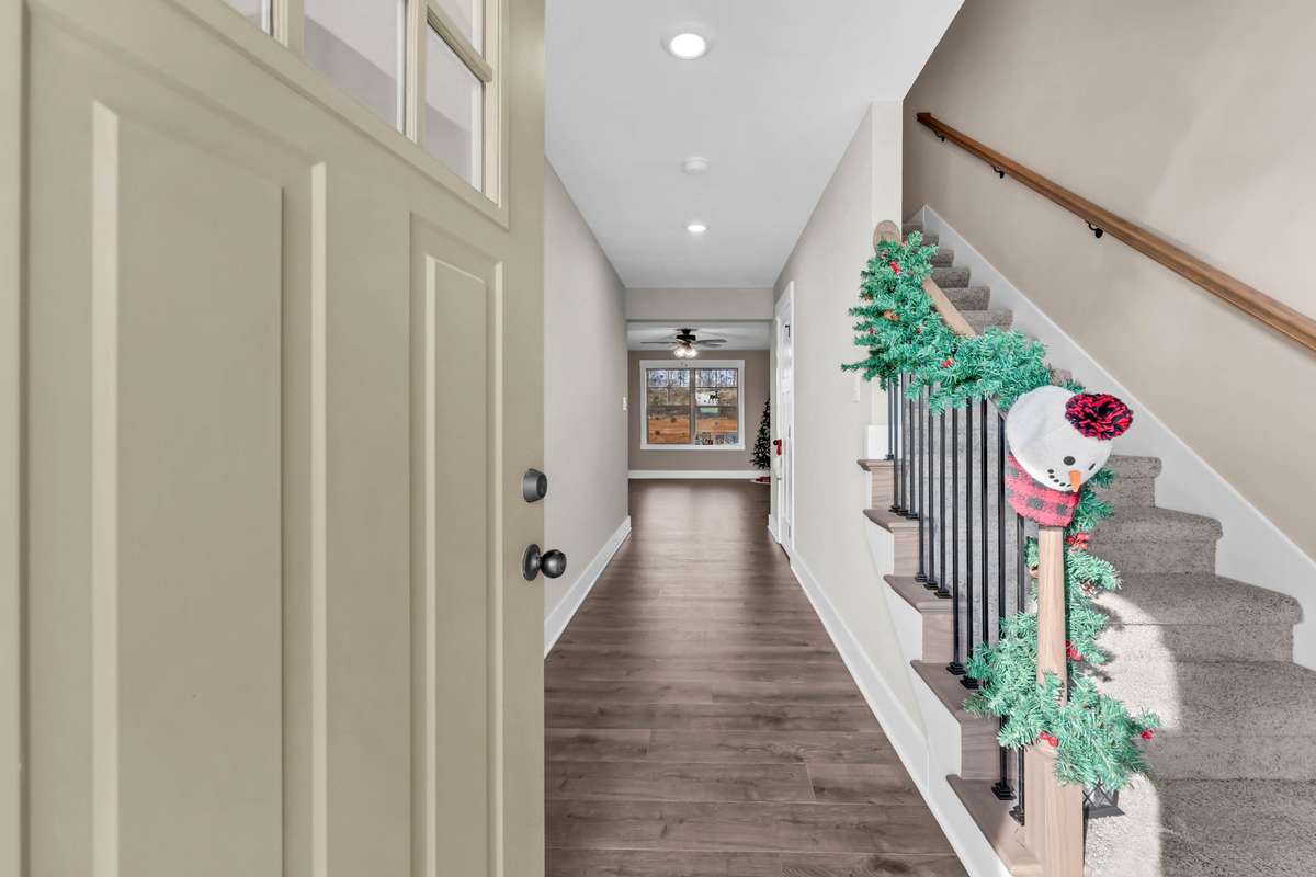 Example photo of a recently completed Brittany floor plan. Colors, selections, and finishes may vary based on availability