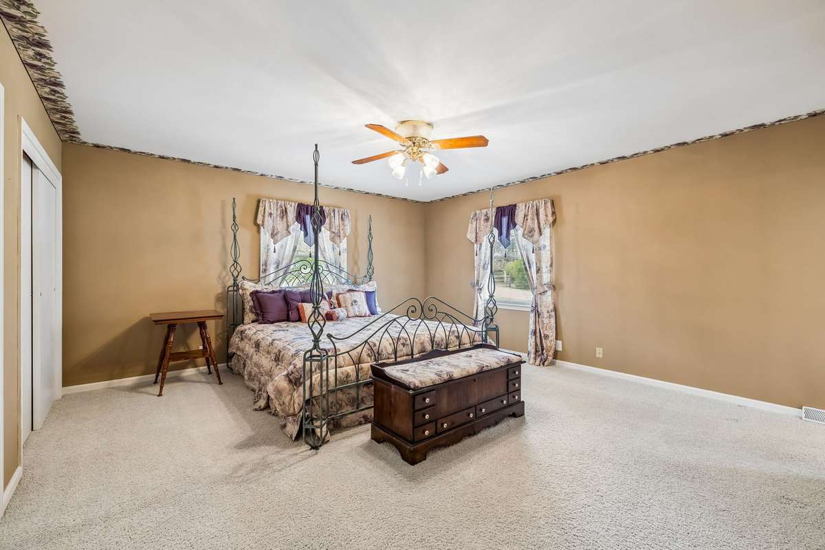 16x17 additional master suite.   3 sets of double closets, plus another single closet
