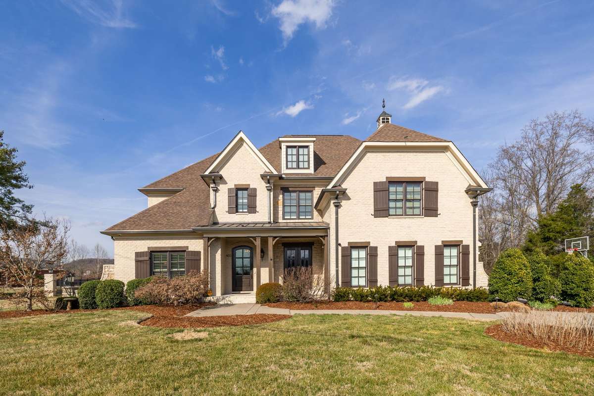 Custom built home in Franklin TN!