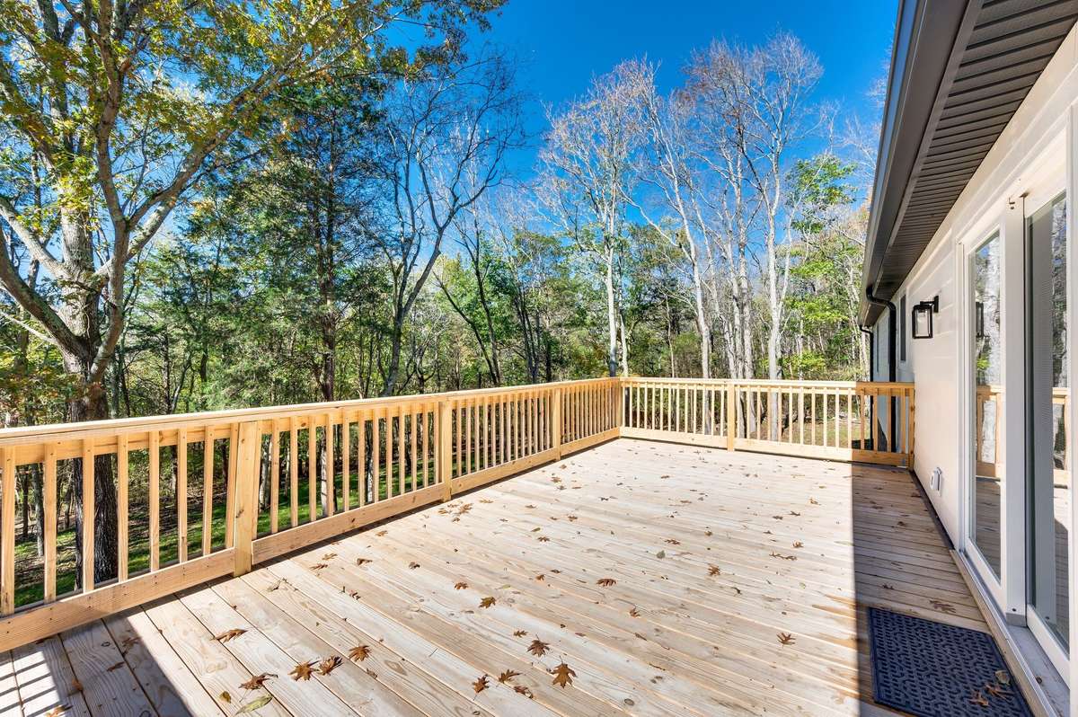 This deck can handle all your furniture designs and more.