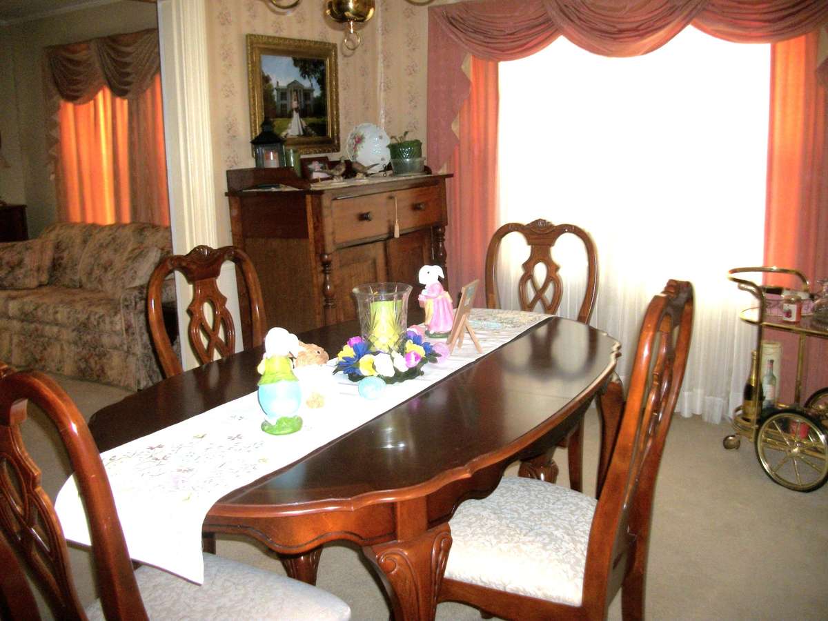 Formal Dining Room with lots of room for extra furniture