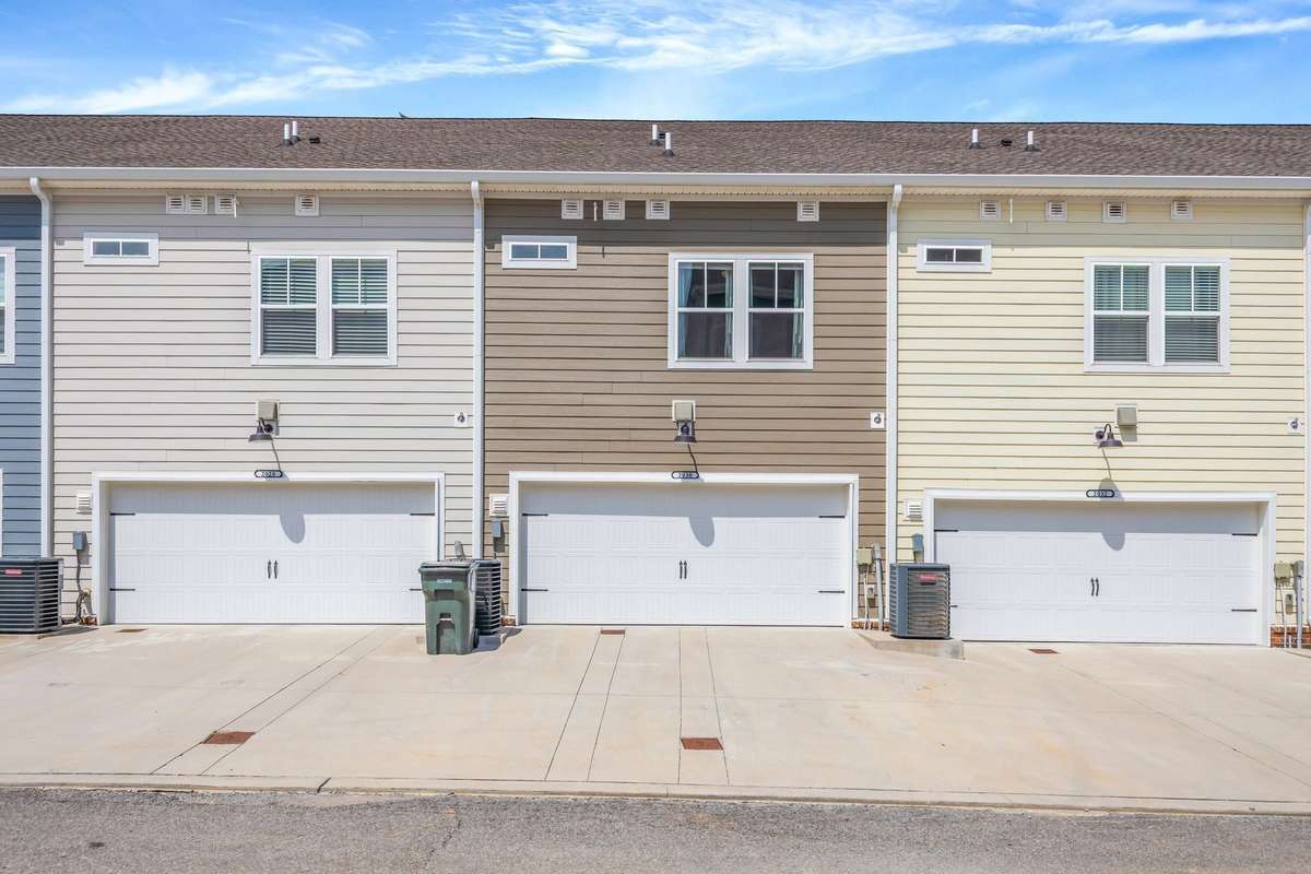 Attached 2 car garage