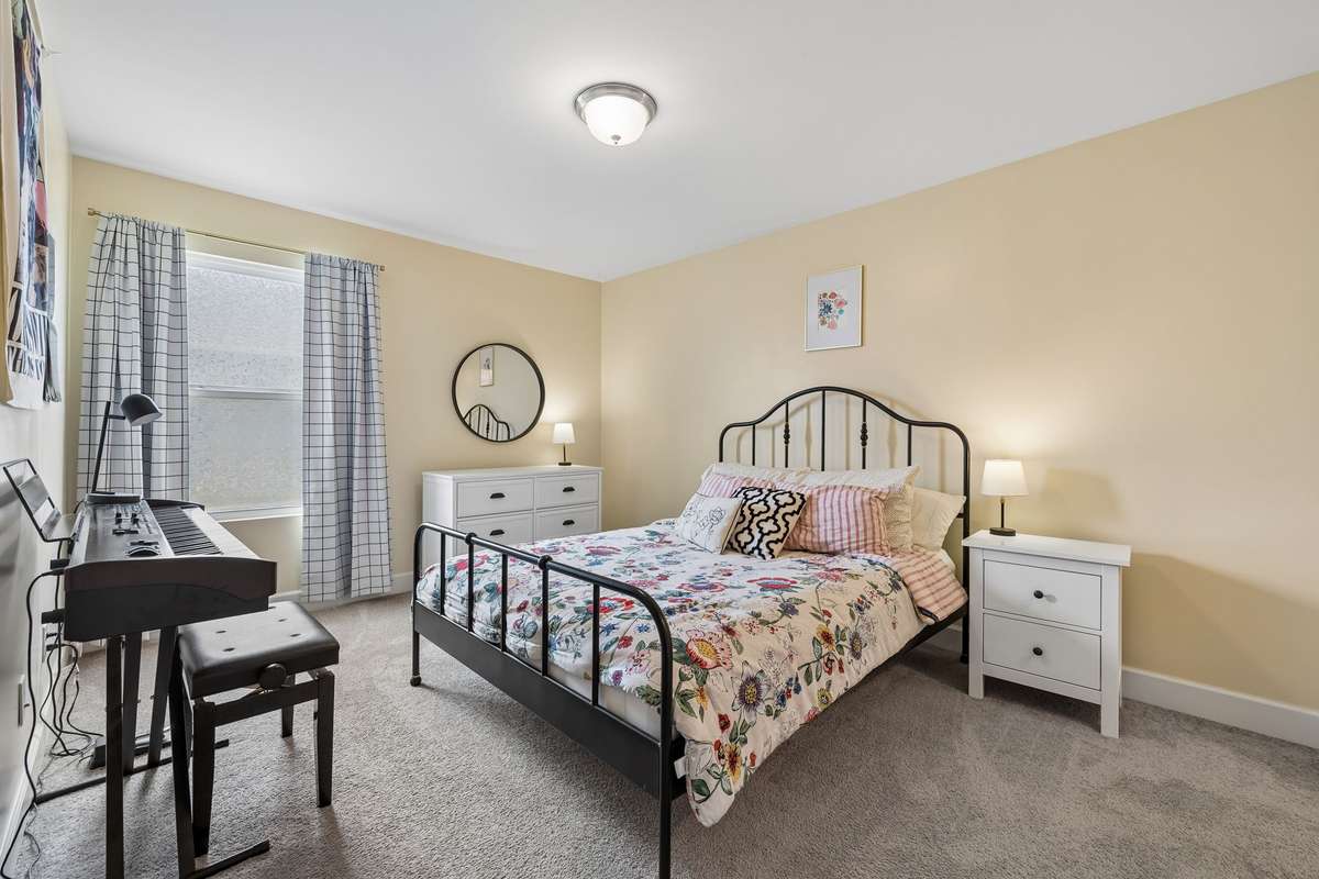 Bedroom #5 with walk-in closet and jack-and-jill bathroom
