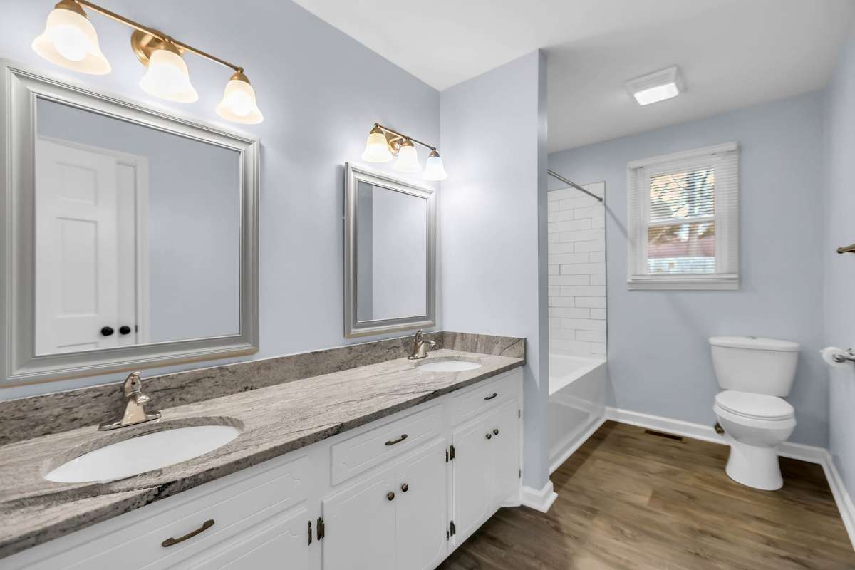 Secondary Bath with bathtub