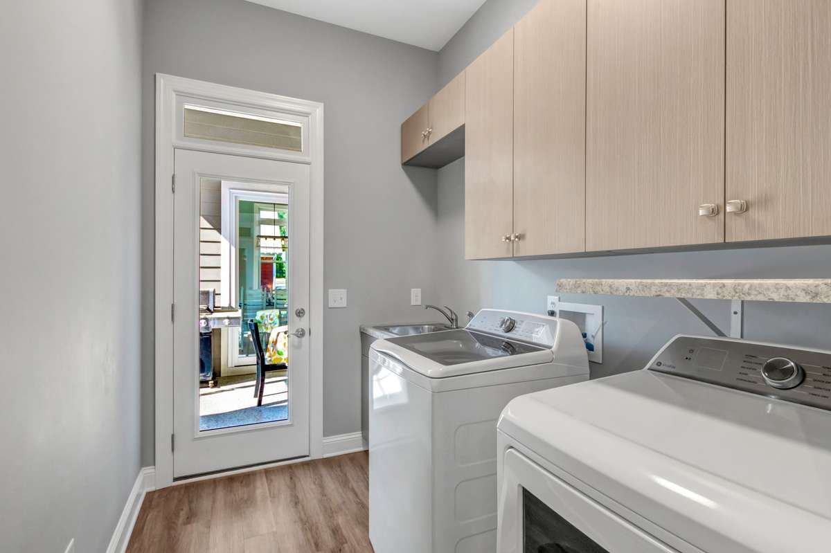 Full size laundry room.