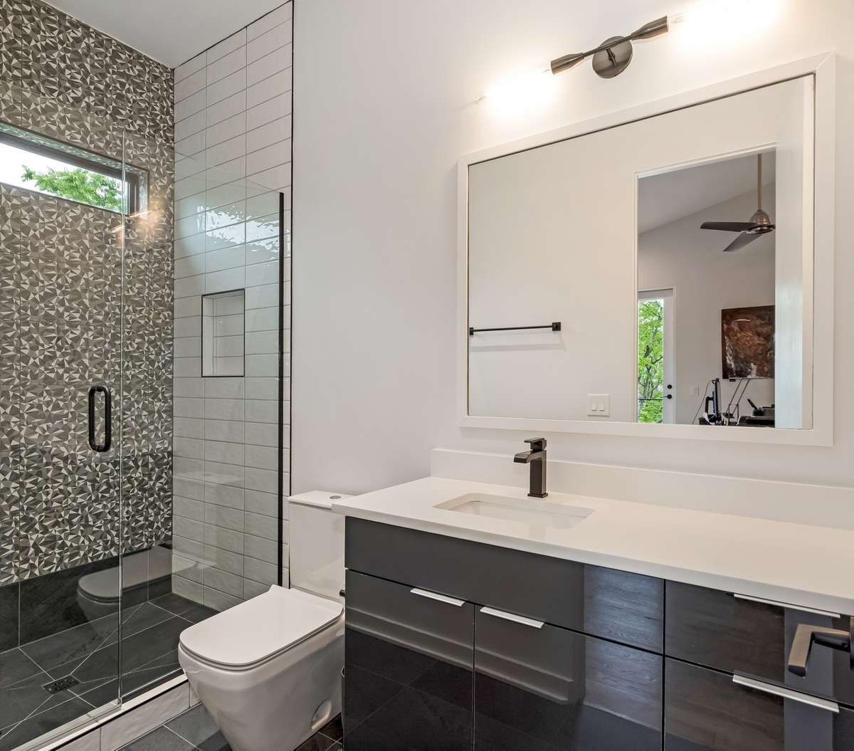 4BR en-suite bathroom