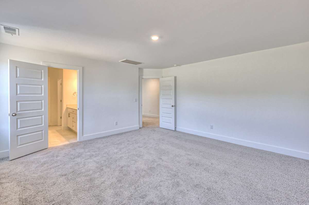 This photo is a sample of the Stanford floorplan.  Options and exterior will vary depending on customer selections and preferences.