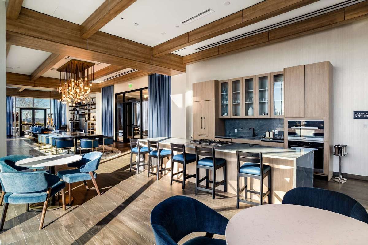 The owner's lounge is located on the 14th floor. There is a full kitchen and owners can drop in to grab coffee, work, or relax.