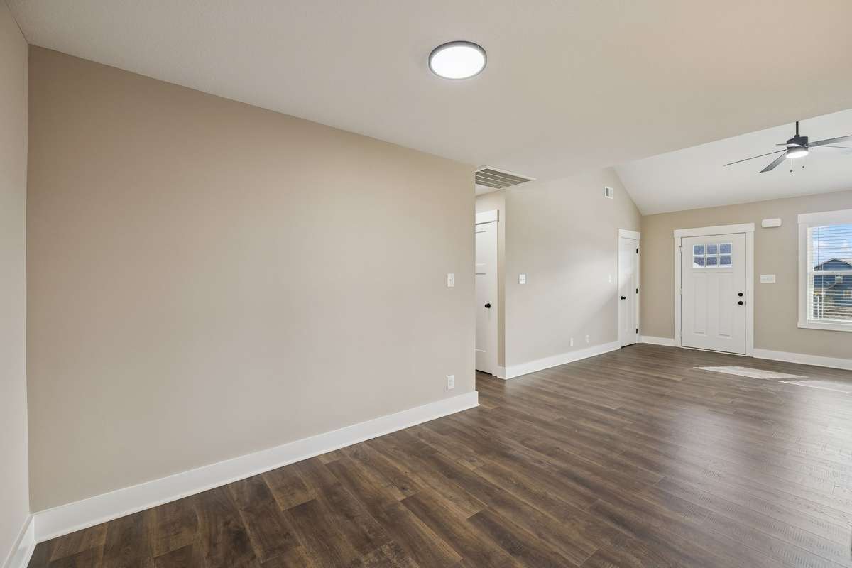 Sample pictures from a previous build showing the Carter Floor Plan.  Materials and colors are subject to change without notice.