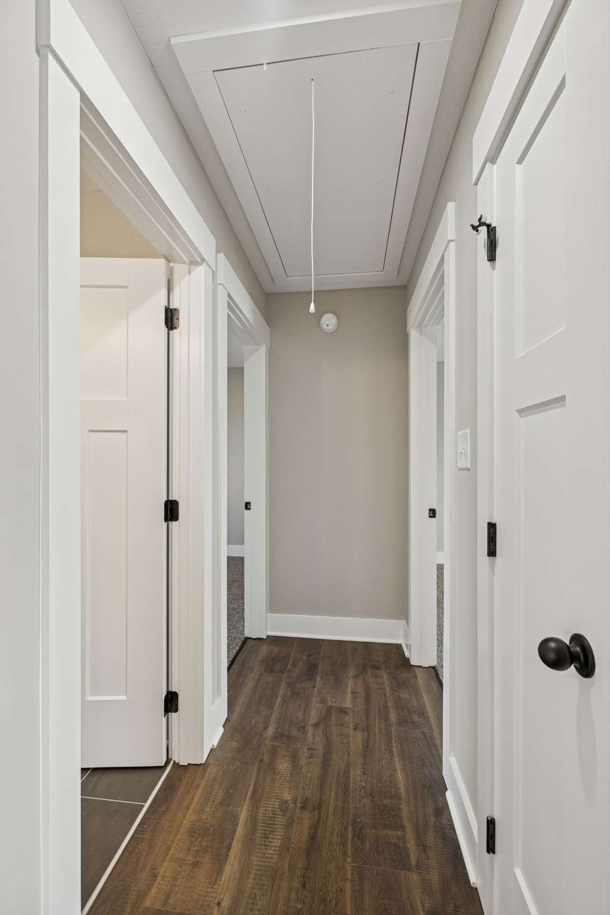 Sample pictures from a previous build showing the Carter Floor Plan.  Materials and colors are subject to change without notice.