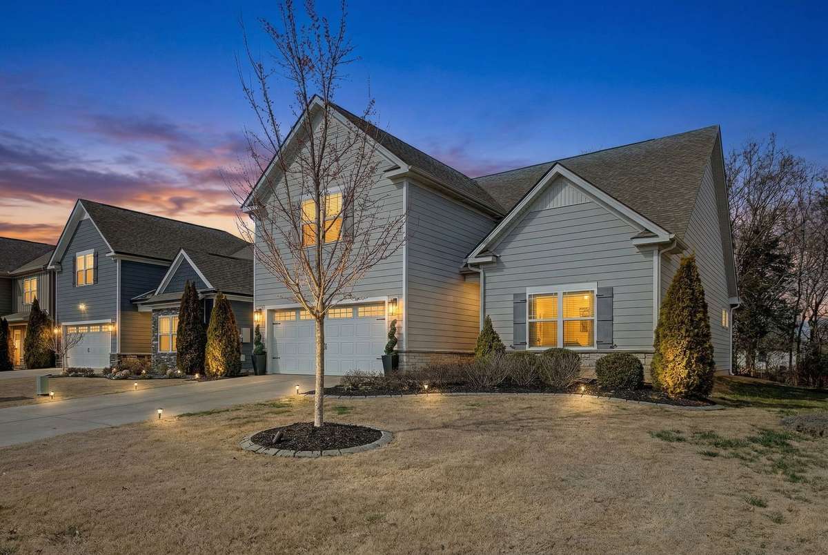 This stylish 4 Bedroom, 3 Full bath home has 3 Bedrooms Downstairs including the Primary Suite.  Upstairs, you'll find an additional bedroom, a full bath, and a spacious bonus room with walk-in attic storage.
