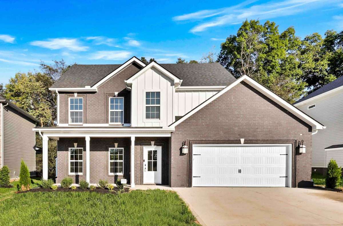 Sample photos of home plan ONLY. Finishes may vary.