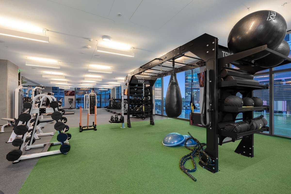 Level 6 | Fitness Center