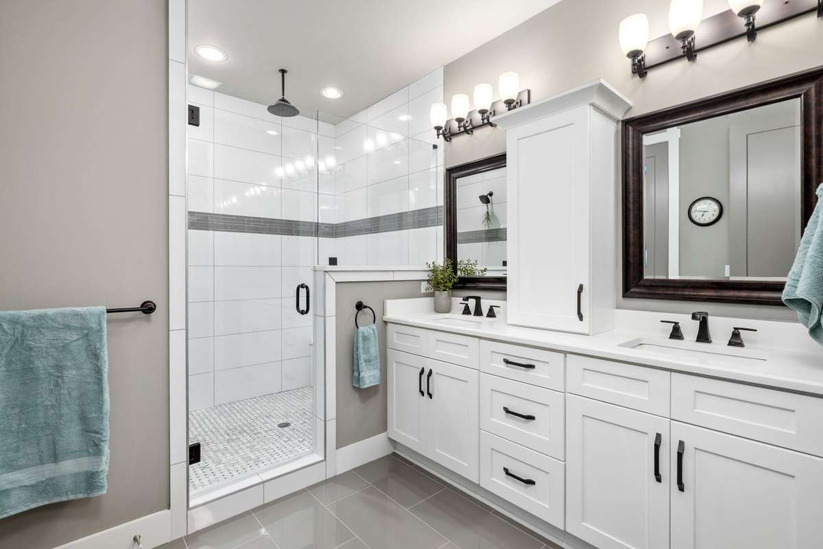 Custom shower in primary bathroom