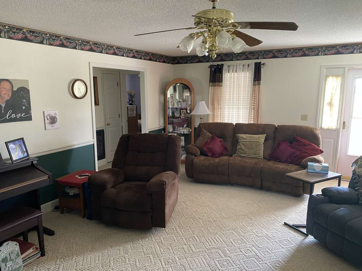 Spacious family room