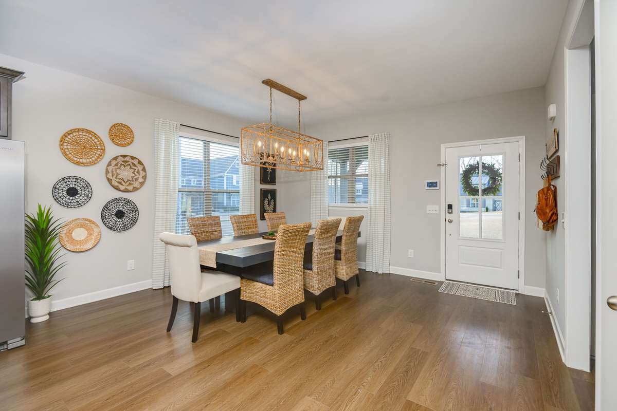 Come on in to 601 Evans Drive.