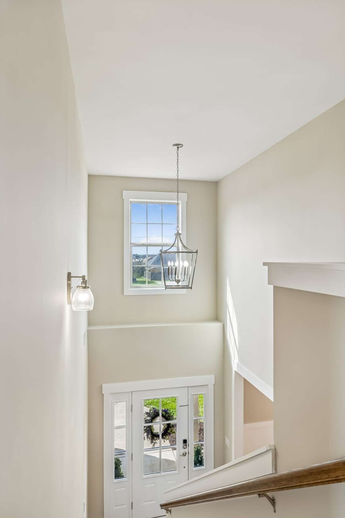 THE ENTRY IS JUST AS GORGEOUS AS THIS HOUSE IS TRULY IS!